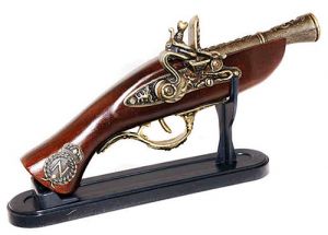 Pistolet Skałkowy Napoleon (dekoracyjny) z XVIIIw. z Motywem Napoleona Bonaparte.