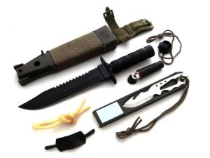 Survivalowy Zestaw Taktyczny RAMBO: Nóż + Rzutka + Widełki + Zapałki + Akcesoria + Pokrowiec...